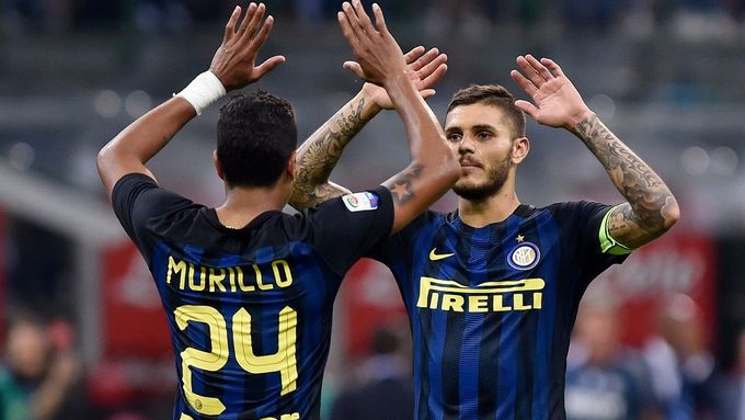 Mauro Icardi (na snímku vpravo) táhne v nové sezoně Inter svými góly.