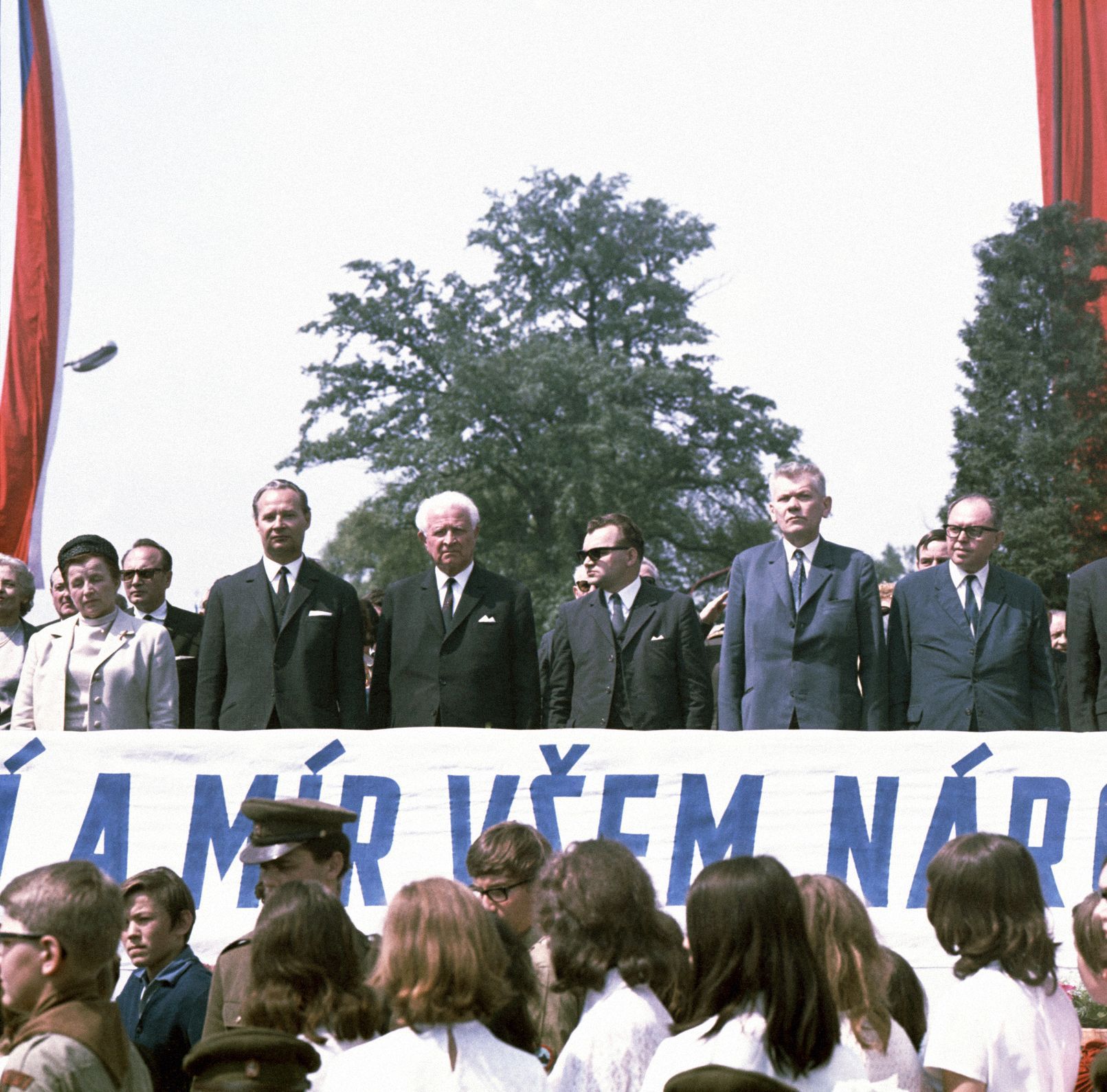 Jednorázové užití / Fotogalerie / Uplynulo 100 let od narození Alexandra Dubčeka. Podívejte se na snímky z jeho života / Alexandr Dubček / Dubček / Pražské jaro / 1968 / Normalizace