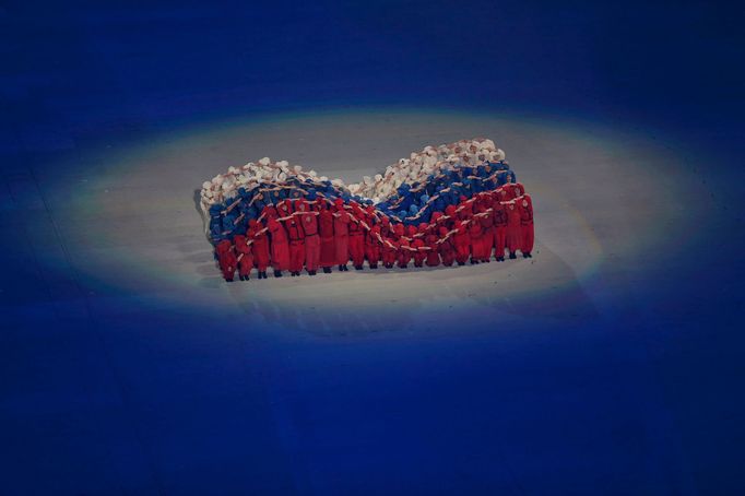 Performers take part in the opening ceremony of the 2014 Paralympic Winter Games in Sochi March 7, 2014. REUTERS/Christian Hartmann (RUSSIA - Tags: OLYMPICS SPORT TPX IMA