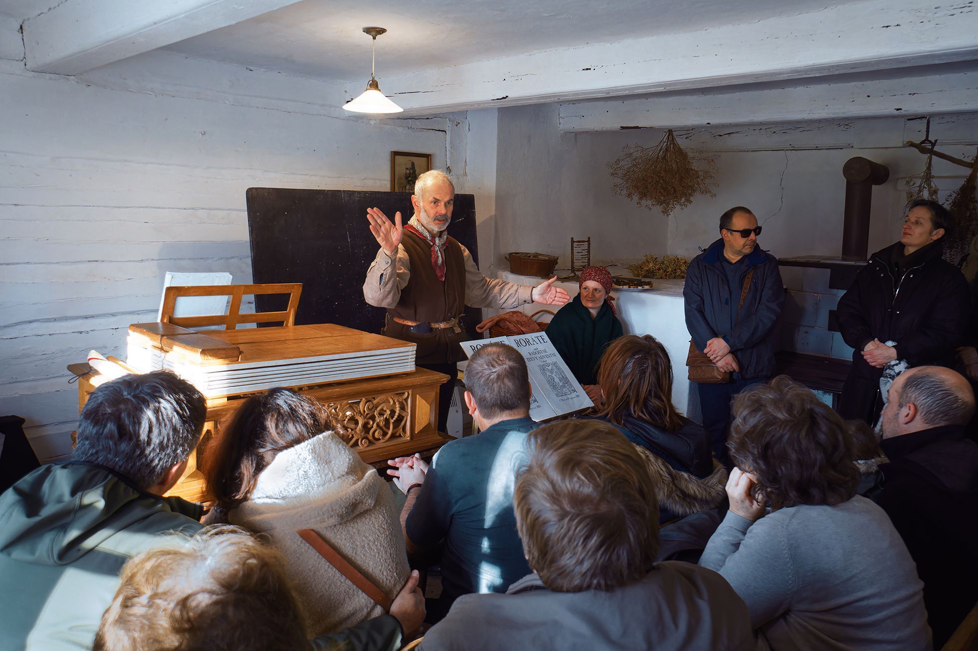 Advent ve skanzenu v Kouřimi. Mýtické postavy a zvyky na fotkách, prosinec 2023