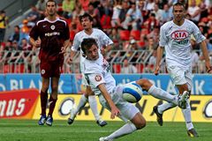 Cizinci a český fotbal: Slavia se chová jinak než Most