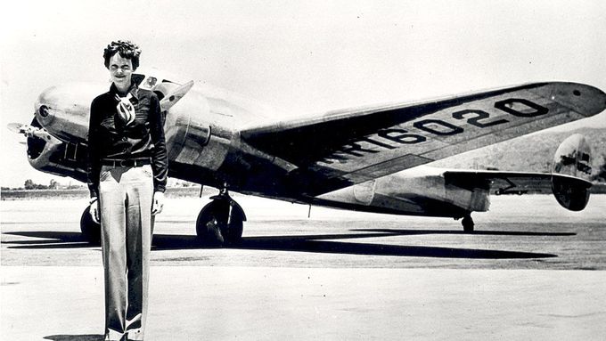 Slavná pilotka Amelia Earhartová.