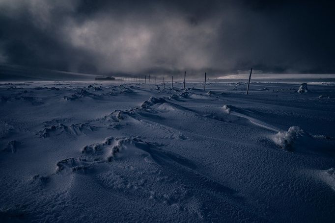 Krajina v Krkonoších. Bližší lokace neuvedena.