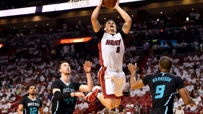 Miami Heat je ve druhém kole play off i díky výkonům Tylera Johnsona
