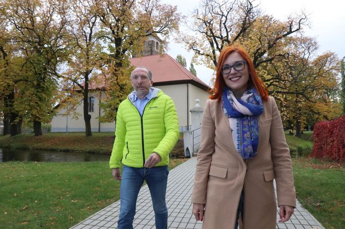 Václav Klaus a Zuzana Majerová Zahradníková ve Spořicích. Tady se jim podařilo získat jako místního koordinátora Trikolóry starostu obce Romana Branda