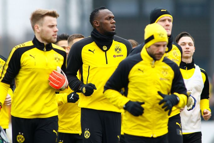 Usain Bolt trénuje s fotbalisty Borussie Dortmund.