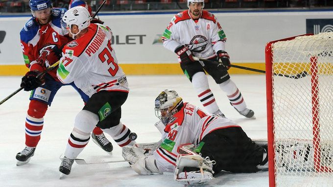 Hokejisté Minsku dali Lvu naději dotáhnout se v neděli na sedmé, popř. osmé místo.