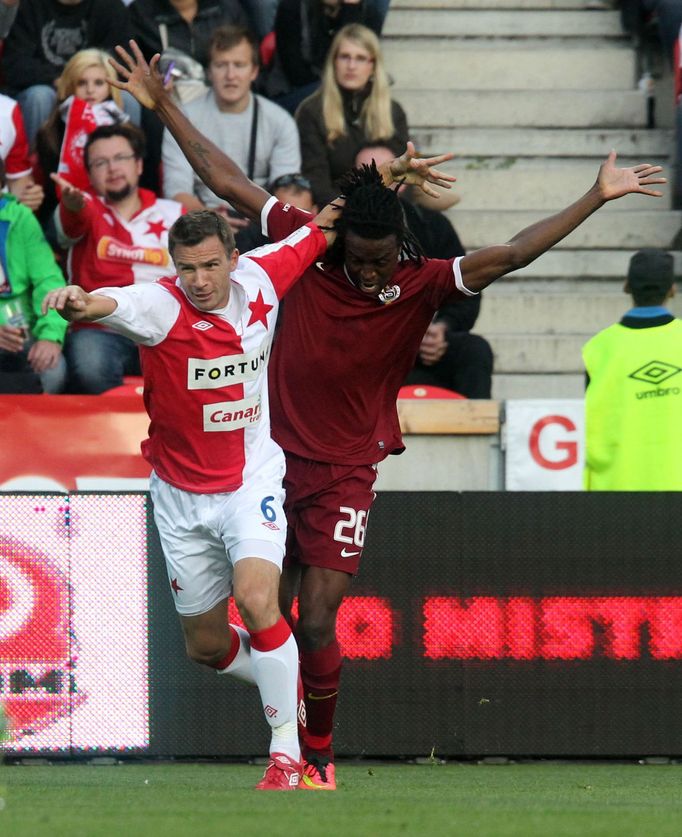 SL, Slavia-Sparta: Martin Dobrotka - Costa Nhamoinesu