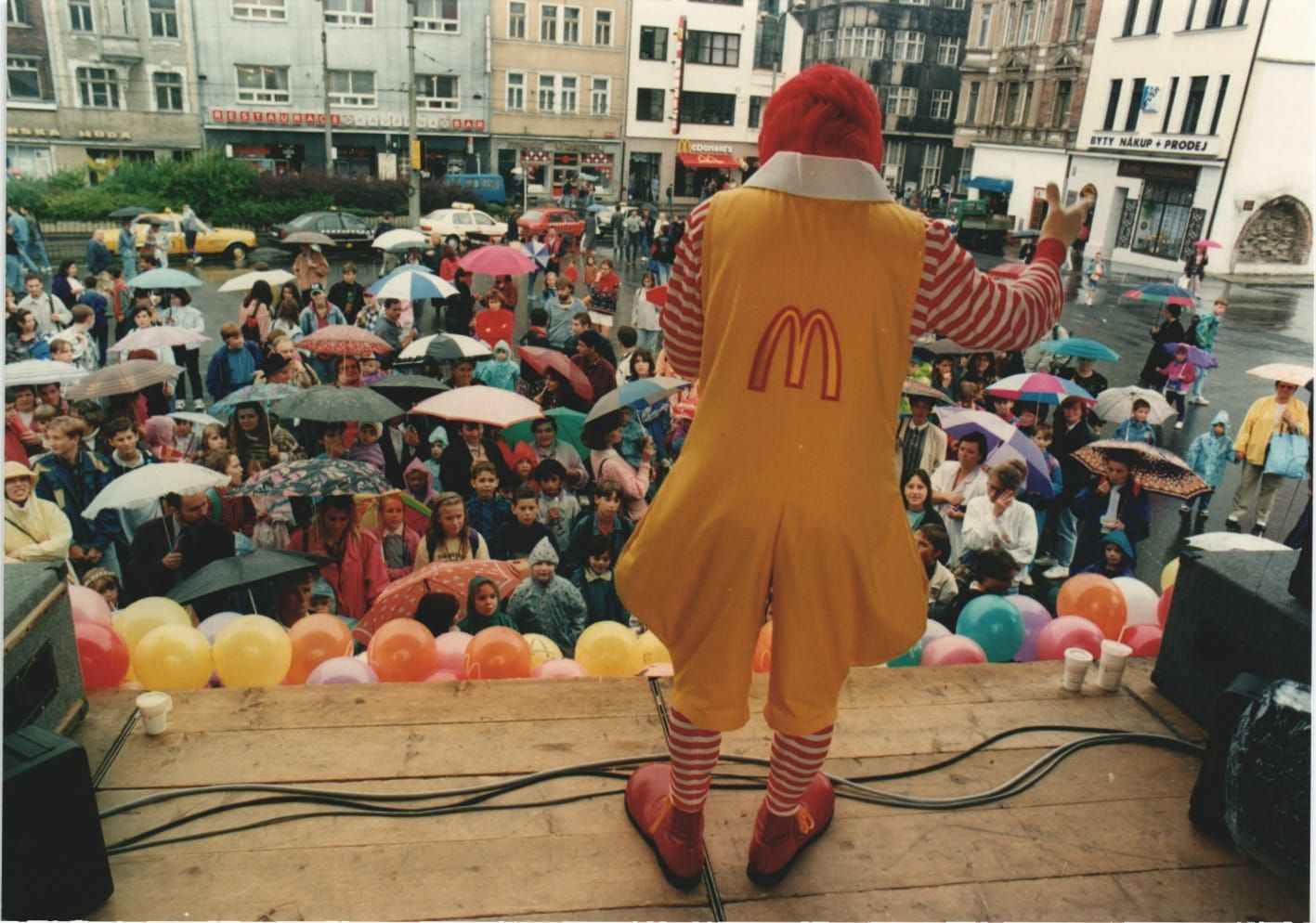 Začátky McDonald's v Československu