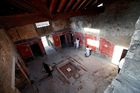 Žena vrátila artefakty z Pompejí, které před 15 roky ukradla. Nosily jí smůlu