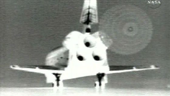 Bezchybné přistání raketoplánu Discovery