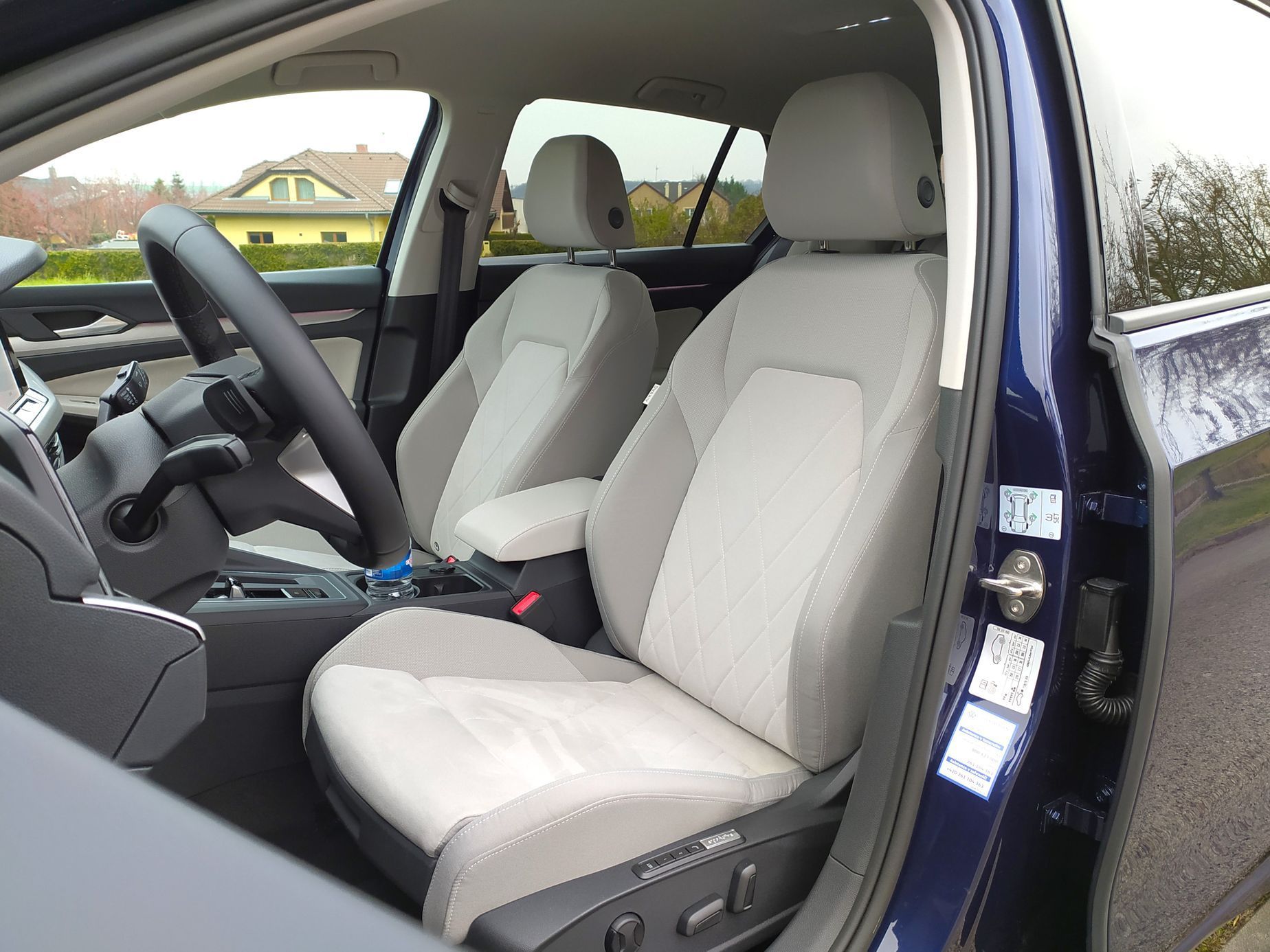 Volkswagen Golf 1.0 eTSI (2022)