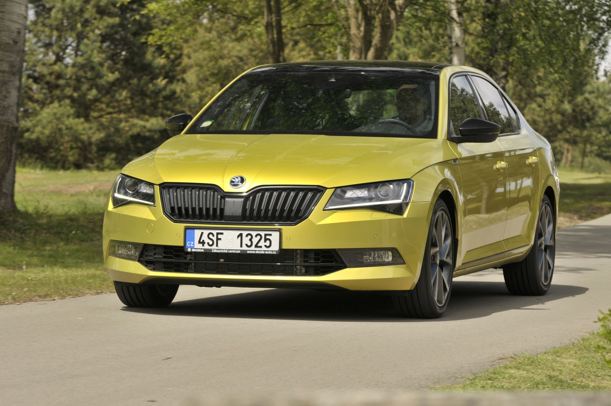 30 NEJ automobilů červen 2017