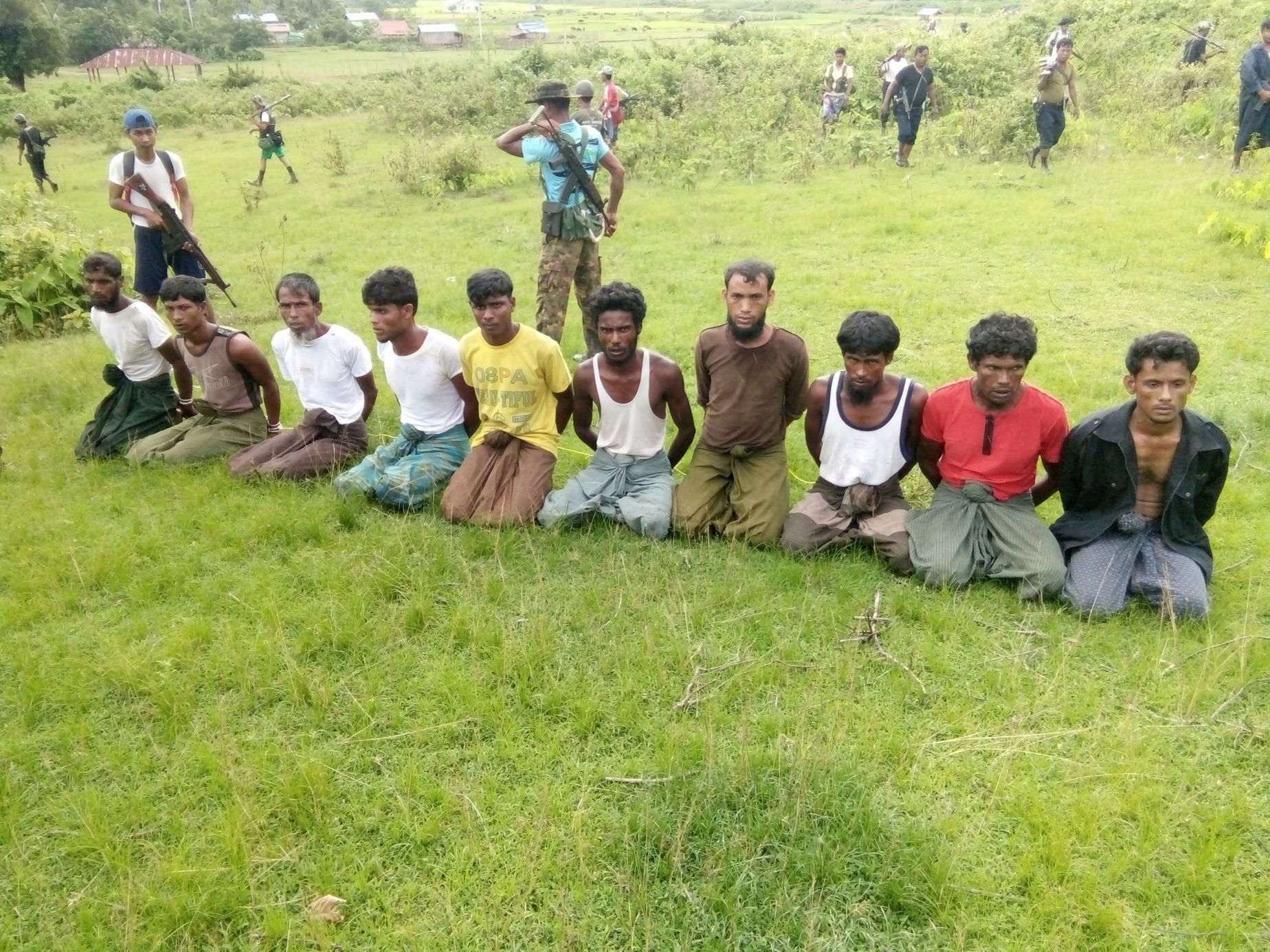10 Rohingů před popravou, Barma