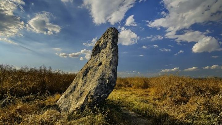 Tajemné kameny v české krajině. Keltské menhiry i balvany, jimiž se odčiňovaly vraždy; Zdroj foto: Ústecký kraj