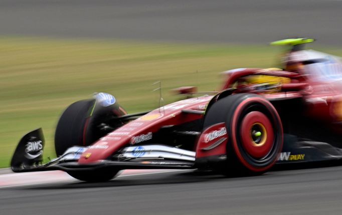Lewis Hamilton, Ferrari ve VC Maďarska formule 1 2025