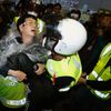 Střety demonstrantů s policisty v Hongkongu - 1. prosince