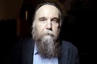 Z outsidera Putinovým dvorním ideologem. Dugin propojuje Rusko s Evropou i USA