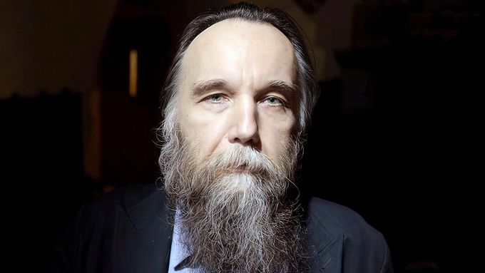 Putinův hlavní ideolog Alexandr Dugin.
