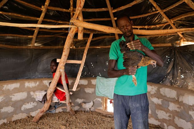 Kruhové zahrady Tolou Keur v Senegalu.