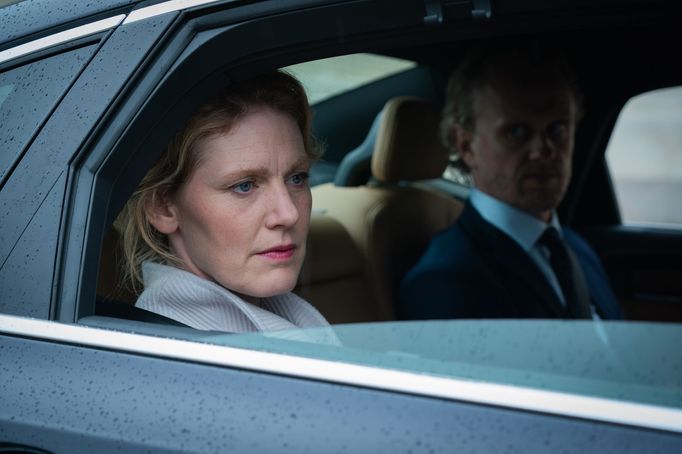 Iben Dornerová jako Rosa Hartungová.