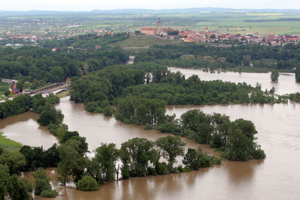 Letem nad zatopeným světem