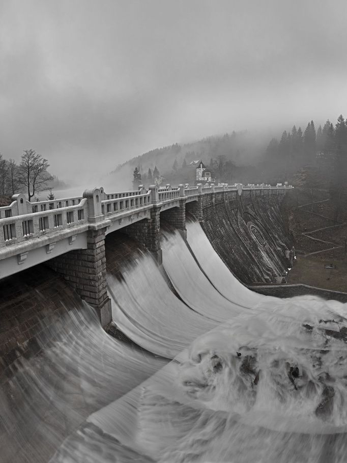 Labská přehrada, Špindlerův Mlýn, Krkonoše.