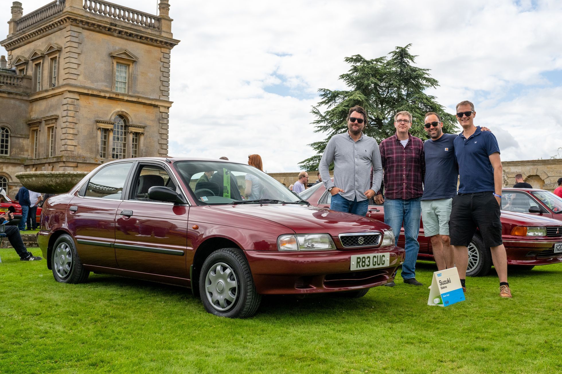 Festival neobvyklých aut Velká Británie