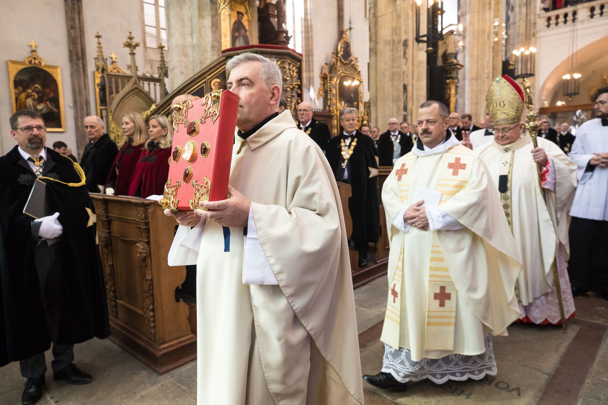 Řád sv. Jiří, Habsburští rytíři, průvod, Habsburkové, šlechtici, šlechta