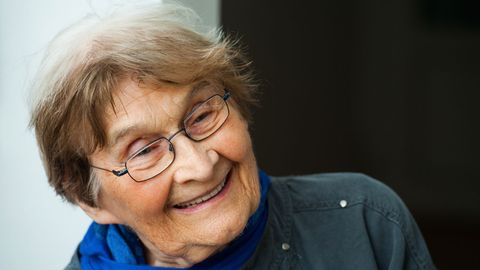 Zemřela významná sklářská výtvarnice Jaroslava Brychtová, bylo jí 95 let