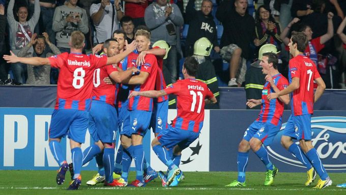 Připomeňte si v naší fotogalerii, jak si české kluby v rozhodujících zápasech základní skupiny evropských pohárů v boji o postup do vyřazovací fáze vedly.