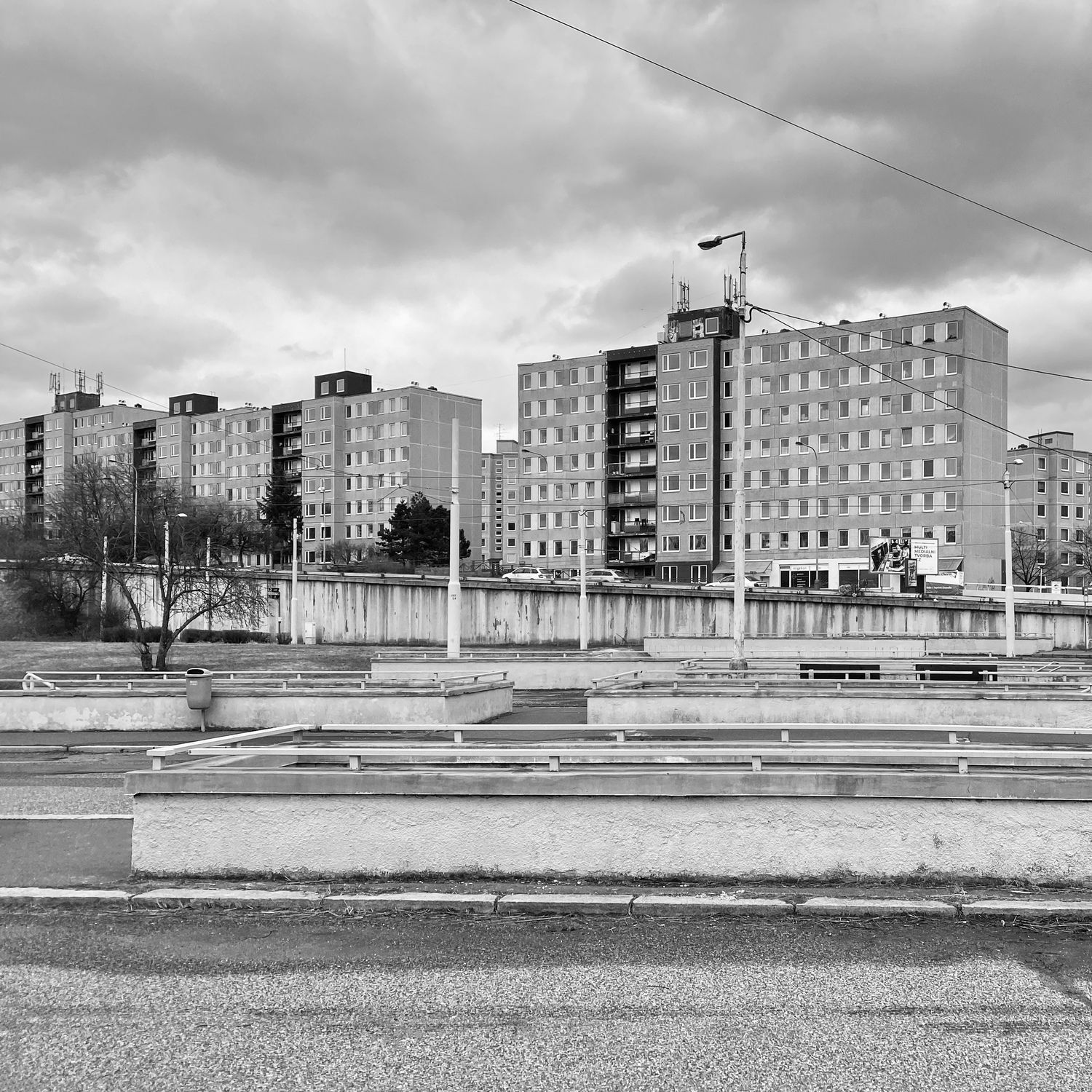 brutalismus praha architektura