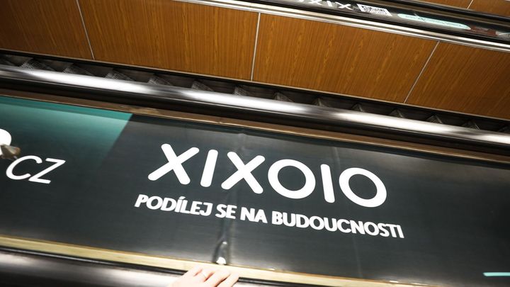 Xixoio chce z Česka měnit svět. Láká na revoluci a známá jména, pochybnosti však sílí; Zdroj foto: Jakub Plíhal