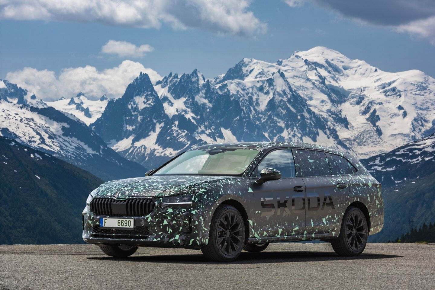 Škoda Superb IV prototyp 2023