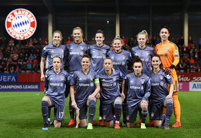 Soccer Football - Women's Champions League - Quarter Final - Second Leg - Bayern Munich v Slavia Prague - FC Bayern Campus, Munich, Germany - March 27, 2019  Bayern Munic