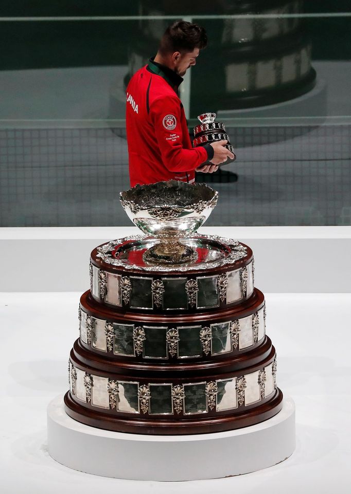 Tennis - Davis Cup Finals - Final - Caja Magica, Madrid, Spain - November 24, 2019   Canada captain Frank Dancevic walks past the Davis Cup after losing the final   REUTE