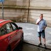 Praha viděná z Hop On busu: krásné památky, Kafka, pivo, rum i sexshopy