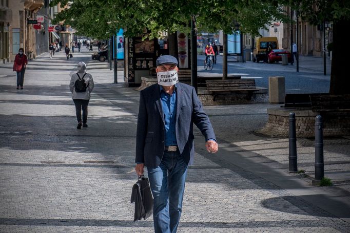 Průřez tvorbou fotografa Economie Honzy Mudry za rok 2020.