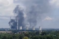 Elektrárna Dětmarovice zůstává po pátečním požáru mimo provoz, hasiči ukončili zásah v pondělí ráno
