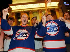 Fanoušci Winnipegu ve svém městě opět uvítají kolotoč slavné NHL. 