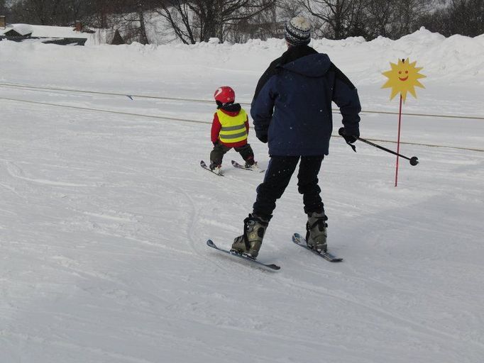 Zimní sezona se pomalu rozebíhá, lyžaři si přijdou na své