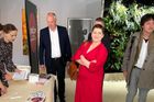 Polovina hlasů sečtena. Náskok ANO začíná klesat, atmosféra u Stačilo! houstne