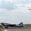 DC-3 na letišti v Ruzyni