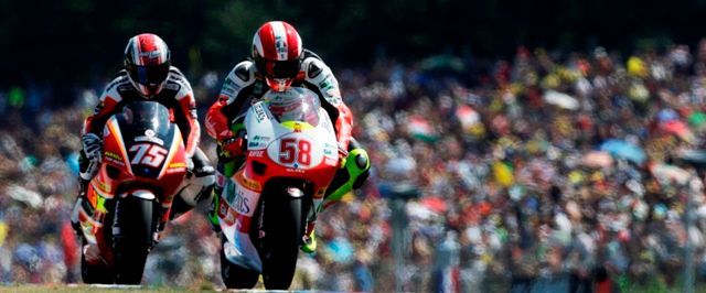 Čechům se nedařilo, Marco Simoncelli vyhrál