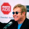 Elton John chtěl adoptoval HIV pozitivného chlapce z Ukrajiny
