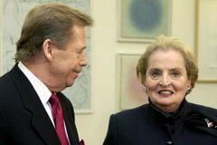 Havel chtěl, abych kandidovala na Hrad, napsala Albrightová ve své poslední knize