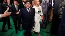 Diego Maradona a manželka Rocio Oliva. Vyhlášení výsledků ankety FIFA o nejlepší fotbalisty světa za sezonu 2016/2017.