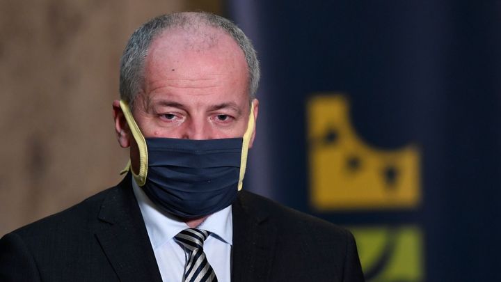 Bookmakeři: Prymula obdrží vyznamenání. Vojtěch jako ministr do konce roku nevydrží