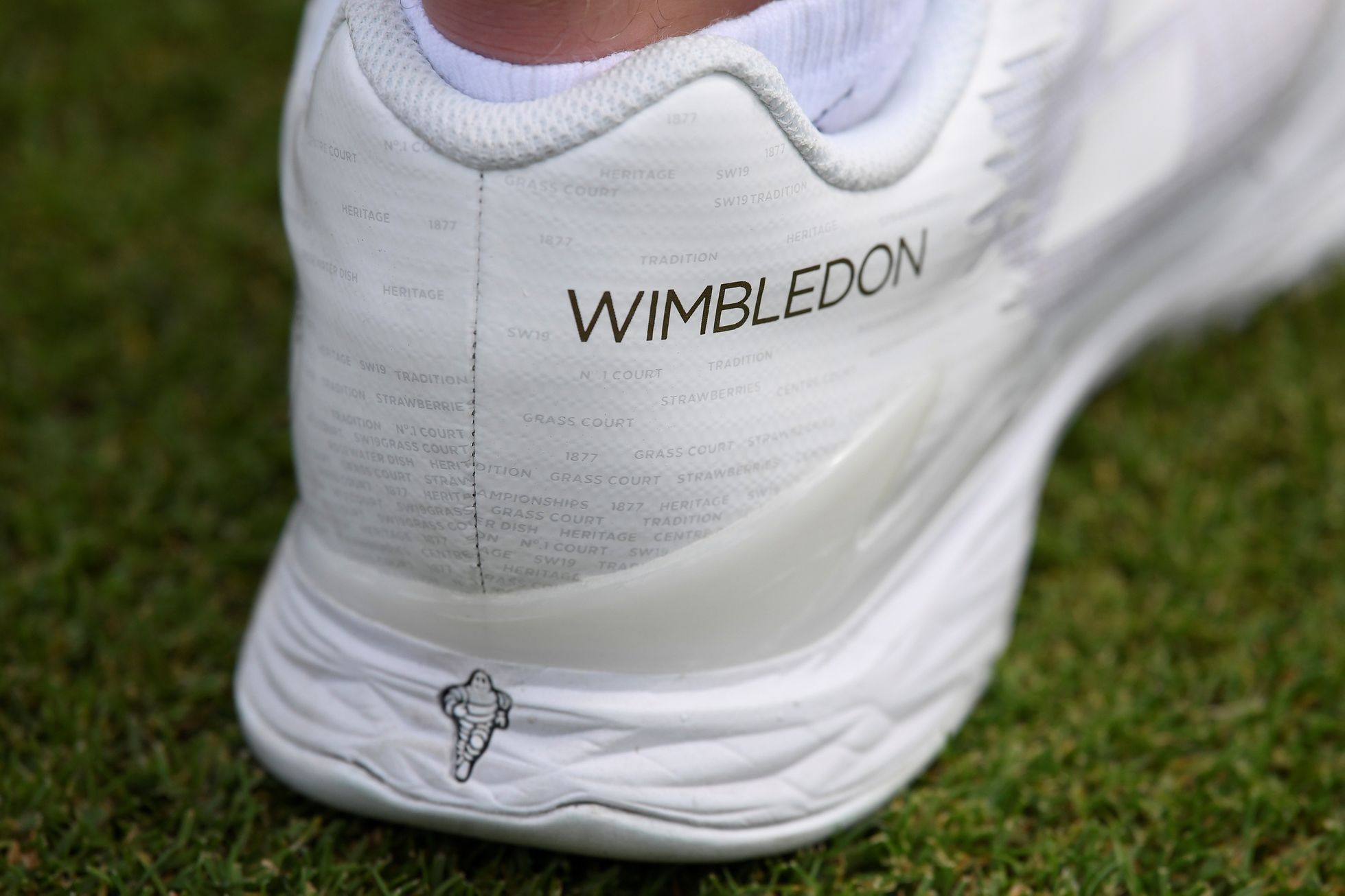 Wimbledon 2019, den druhý: Boty podavače míčků