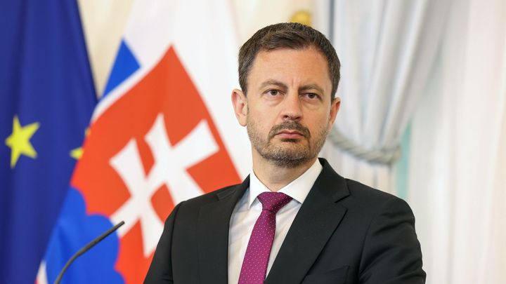 Slovenská sněmovna vyslovila nedůvěru vládě premiéra Eduarda Hegera; Zdroj foto: ČTK
